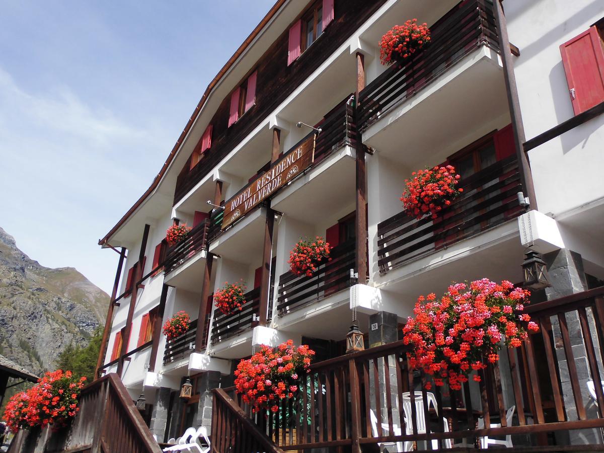 Hotel Residence Valverde غريسّوني لا ترينيتي المظهر الخارجي الصورة